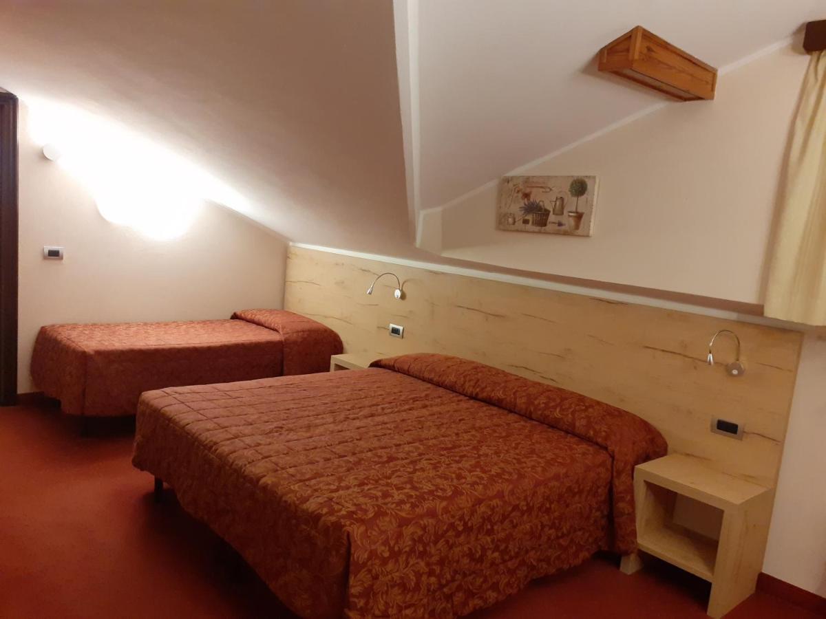 Hotel Des Alpes Castione della Presolana Εξωτερικό φωτογραφία