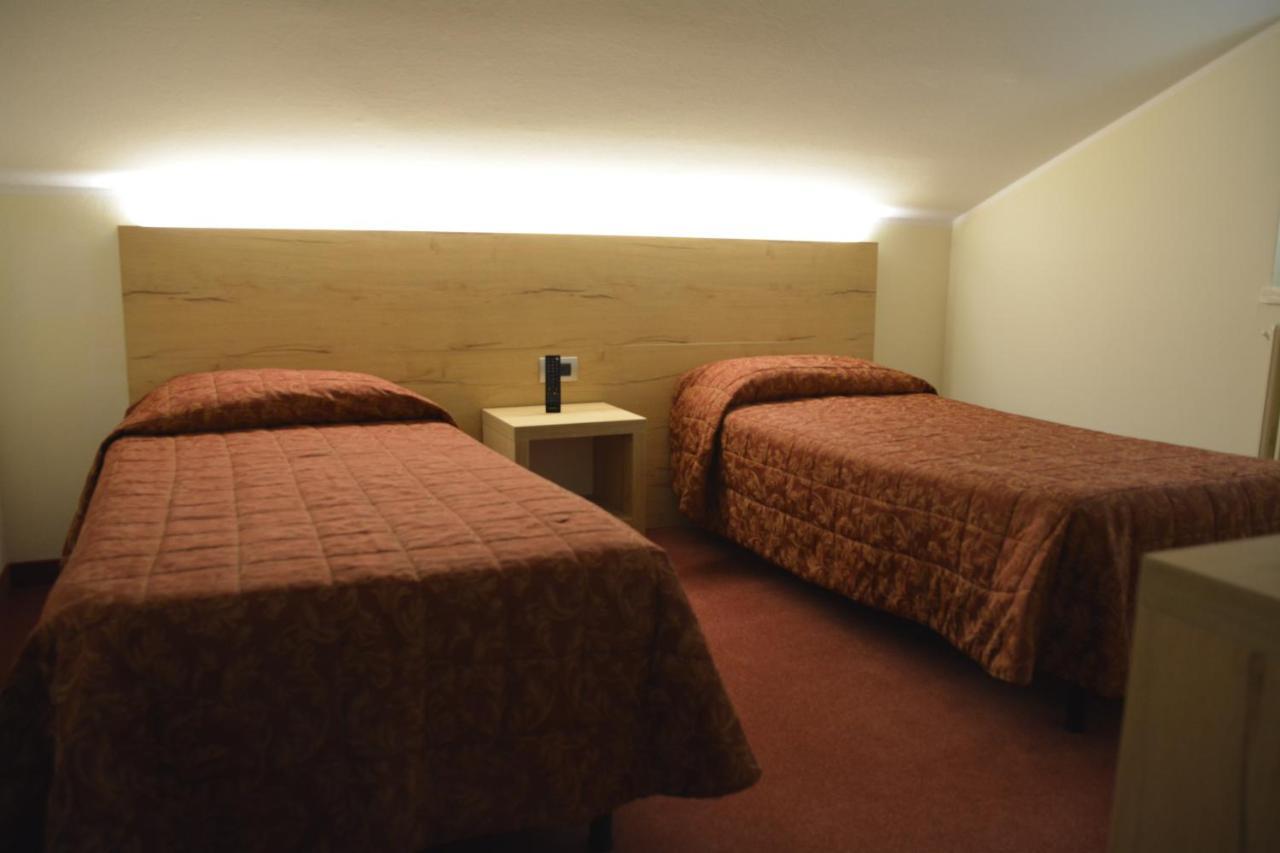 Hotel Des Alpes Castione della Presolana Εξωτερικό φωτογραφία
